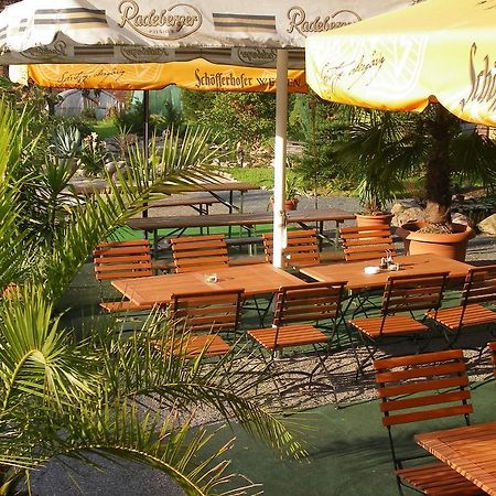 Werners Landgasthaus Lieskau Exteriör bild